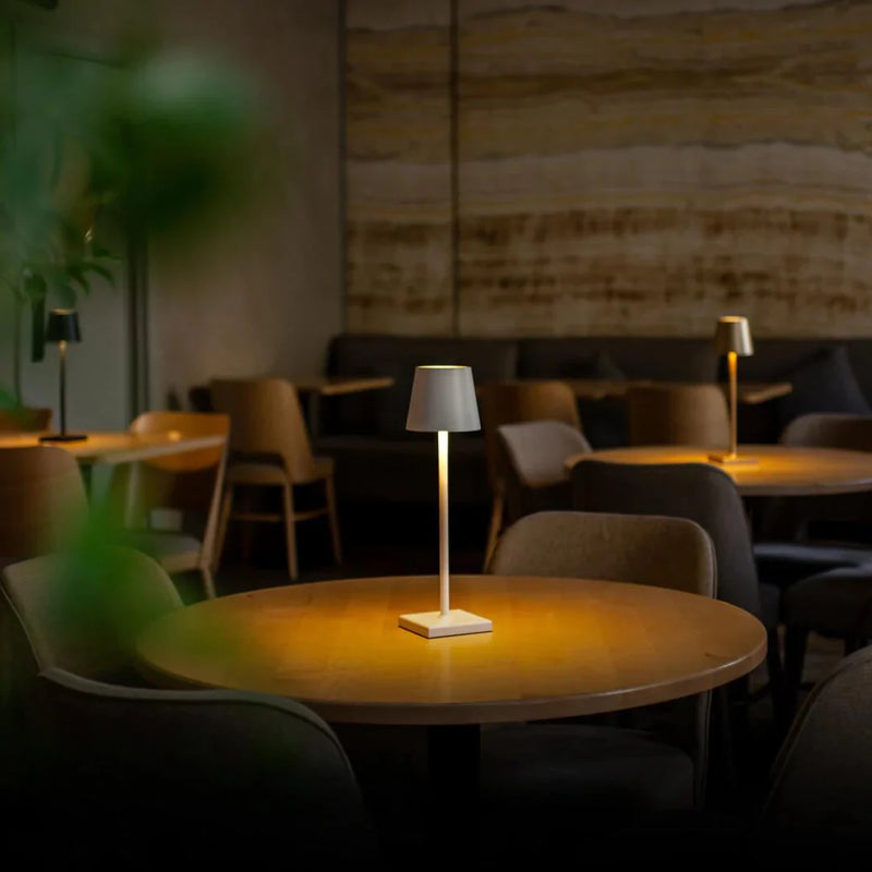 Luminária de mesa Portátil Florest™